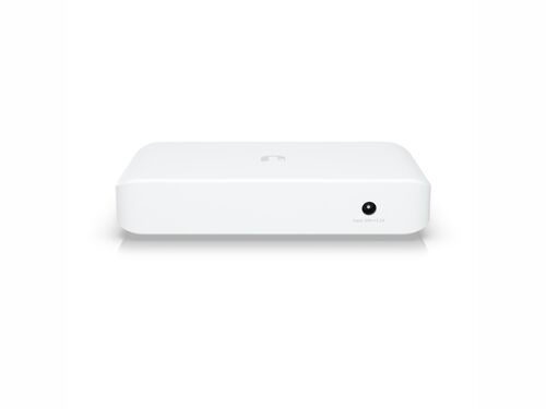 UNIFI LOW-COST DESKTOP 8PORT GIGABIT SWITCH WITH POE