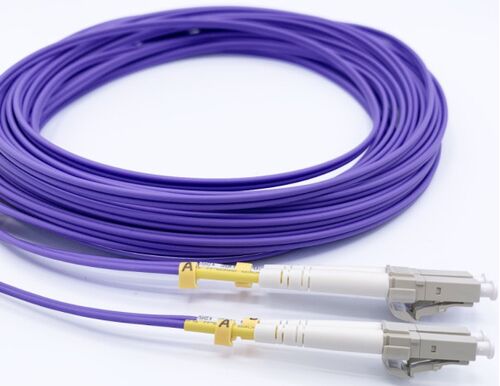 FO LC/UPC - LC/UPC MM 3M OM4 DX PURPLE